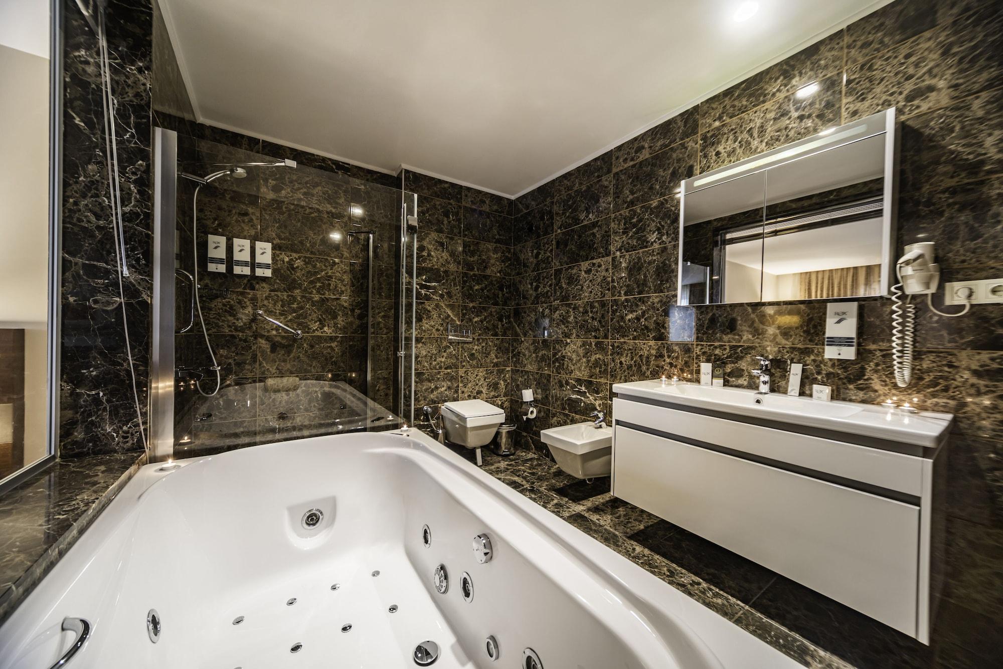 Rox Hotel Истанбул Екстериор снимка